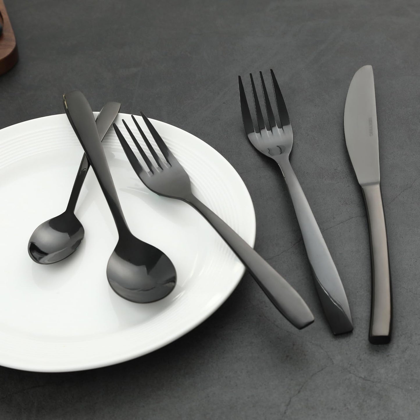 LIDEYING Black 60 Piece Silverware Set,Stainless Steel Flatware Set for 12,18/0 Rust-Proof Cutlery Set with Forks & Spoons,Mirror Polished Dishwasher Safe - Heavy Duty Tableware for Home & Dining