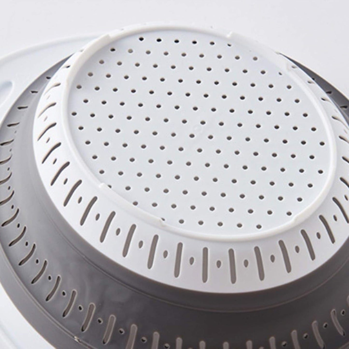 Collapsible Strainer/Colander Set of 2-Piece - 5 Quarts Food-Grade Silicone Kitchen Filter for Pasta, Veggies