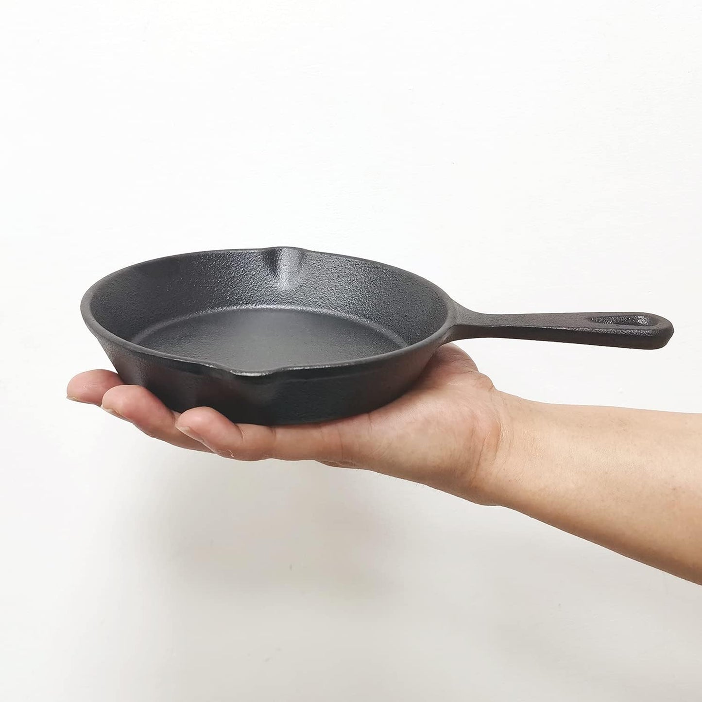 6 Inch Cast Iron Skillet, Pre-seasoned Frying Pan with Drip-Spouts for Indoor and Outdoor Cooking