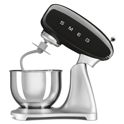 SMEG SMF04 5-Qt Classico Stand Mixer with Smooth Start & SteadyMix, 600W Motor, 10 Speeds, Stainless Steel Bowl & Pour Shield – Retro 50’s Style Planetary Mixer for Dough, Baking & Desserts-Black