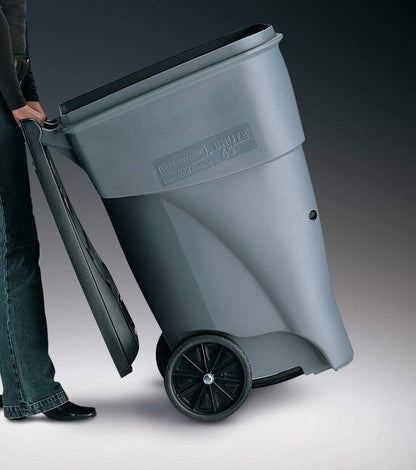 Rubbermaid Commercial Products BRUTE Rollout Plastic Trash/Garbage Can/Bin with Wheels 65 Gal for Restaurants/Hospitals/Offices/Back of House/Warehouses/Home