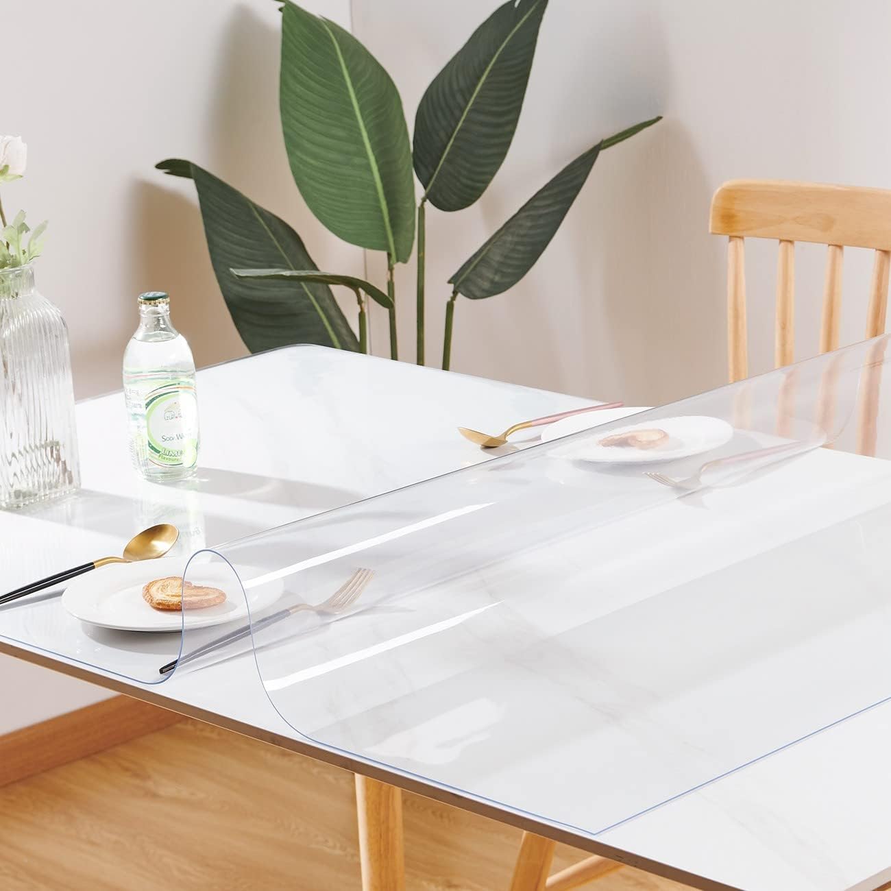 26 26 Inch, 1.5mm Clear Table Cover Protector x Thick Plastic Desk Protector Mat, Square Waterproof PVC Placemats
