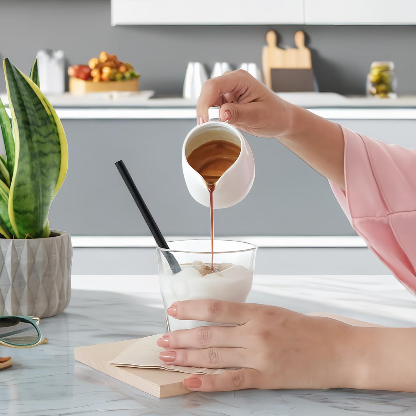 Set of 6 Ceramic Milk Frothing Pitchers 130ml/4.4oz Elegant Porcelain Creamer Drip-Free Spout, Perfect for Coffee Creations with Handle