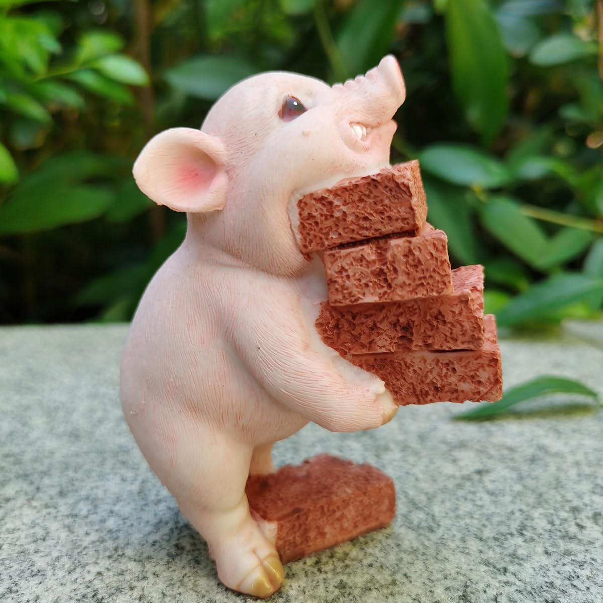 yaogohua Animal Statues, Cute Image Exquisite Workmanship, Vivid Lifelike Cute Pig Garden Statue for Home Gifts