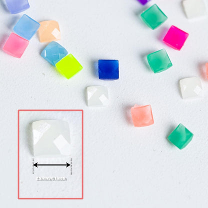 Glow in the Dark Diamond Painting Beads for Diamonds Dots Accessories, 20 Colors Square Diamond Painting Drills Flatback Rhinestones for Crafts, Bead Art Gem Art, 20000PCS