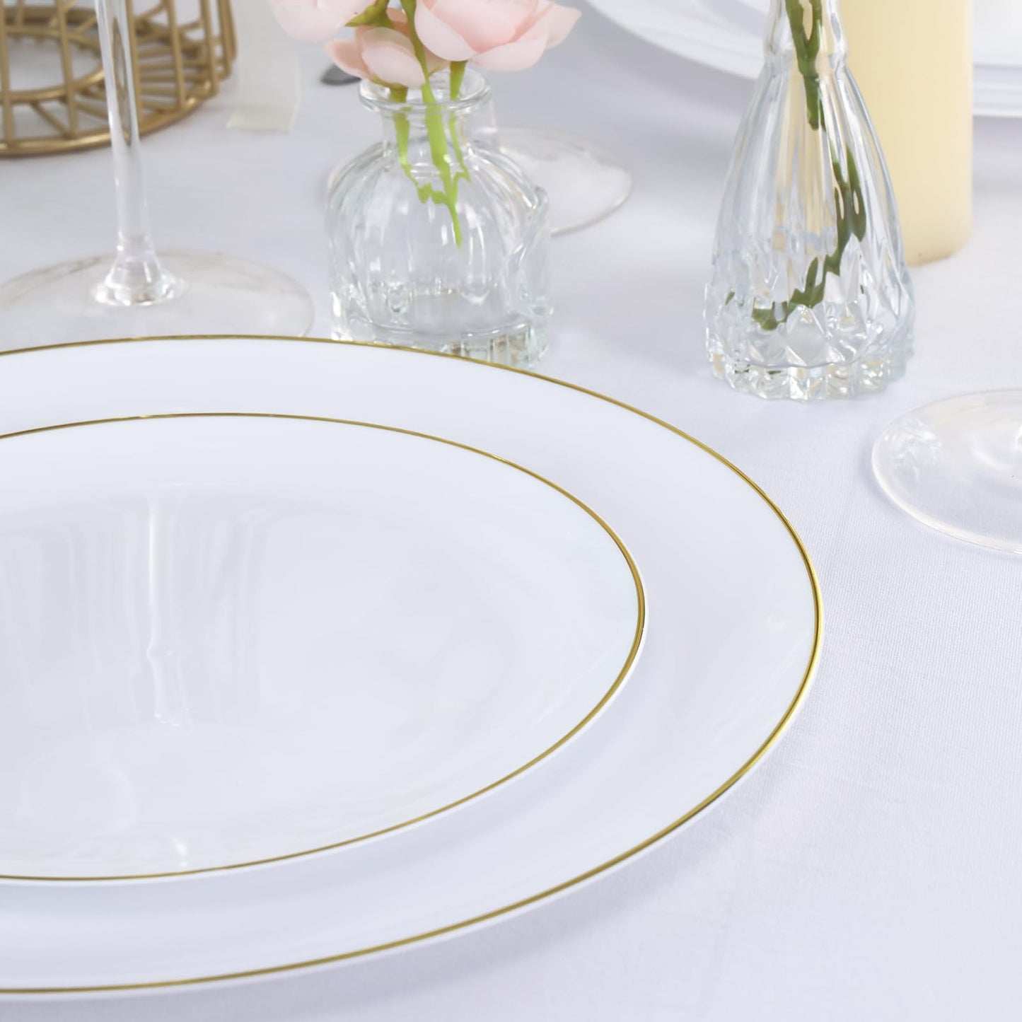 Moretoes 100PCS White Gold Plastic Plates Disposable,Party Plates White with Gold Rim, 10.25inch Dinner Plates and 7.5inch Dessert Salad Plates Heavy Duty Plates for Wedding Party and Birthday