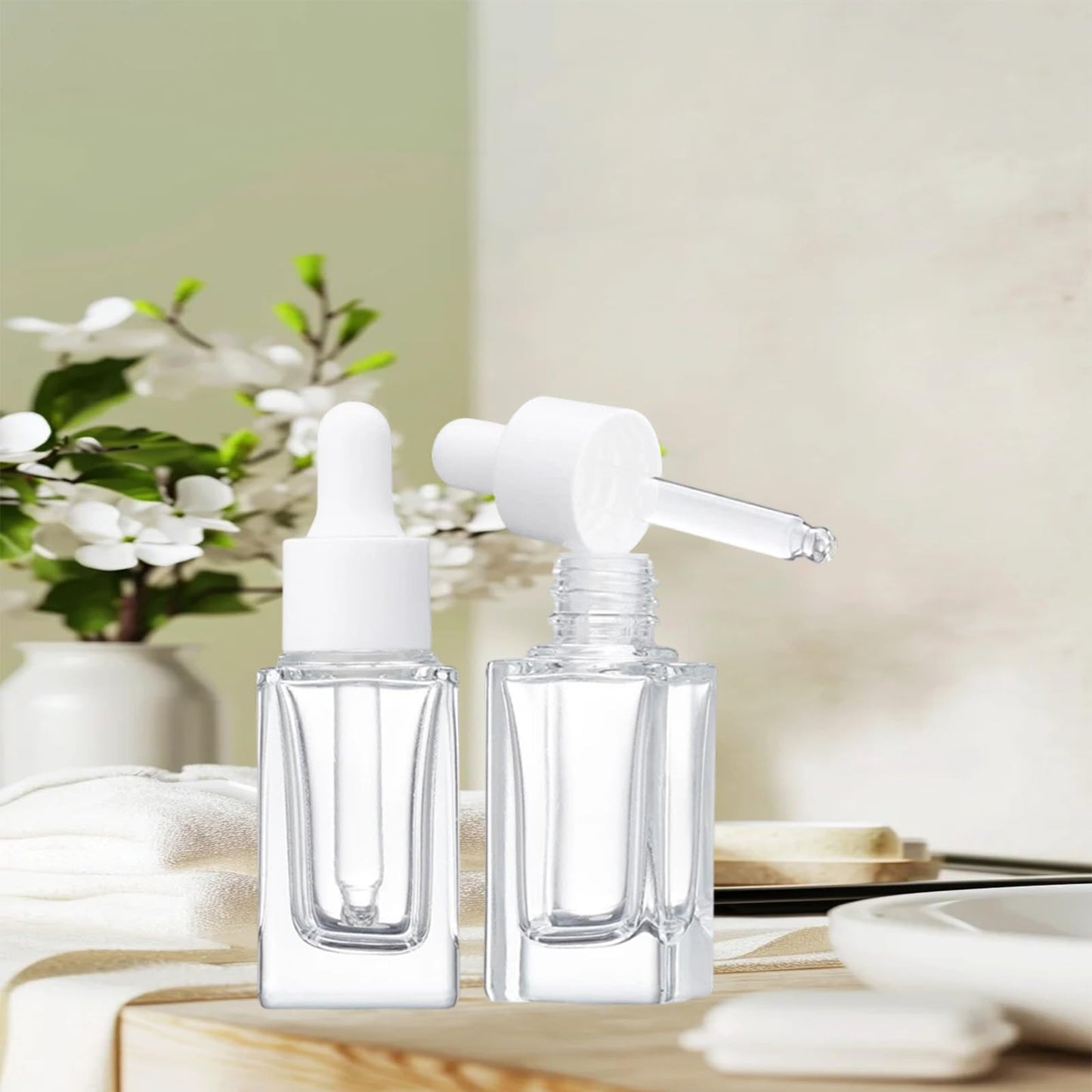 ZSAEYPHE 8 Pack Clear Square Glass Dropper Bottle 30ml Square Glass Essential Oil Bottles Refillable Vial Container for Perfume Travel(Clear-White Lids)