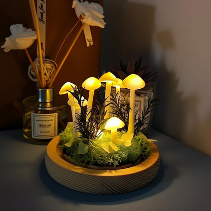 DIY Mushroom Lamp Kit – Handmade Mushroom Night Light with Glass Dome, Terrarium-Style Jungle Atmosphere Night Light with Faux Moss & Wooden Base for Bedroom, Home Decor, Gifts for Women & Kids