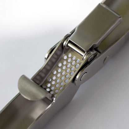 MANNKITCHEN Stainless Steel Garlic Press, Heavy Duty Professional Grade Double Lever-Assisted Garlic Mincer with High Capacity Reservoir - Easy to Clean and Rust Free Garlic Crusher