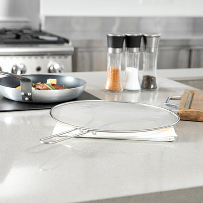 Restaurantware Splatter Screen 1 Count 13" Fine Mesh Cover Stainless Steel Splatter Guard with Resting Feet Cooking Protector for Frying Pan, Cooking Pots, Saute, Grease and Oil, Kitchen Tool