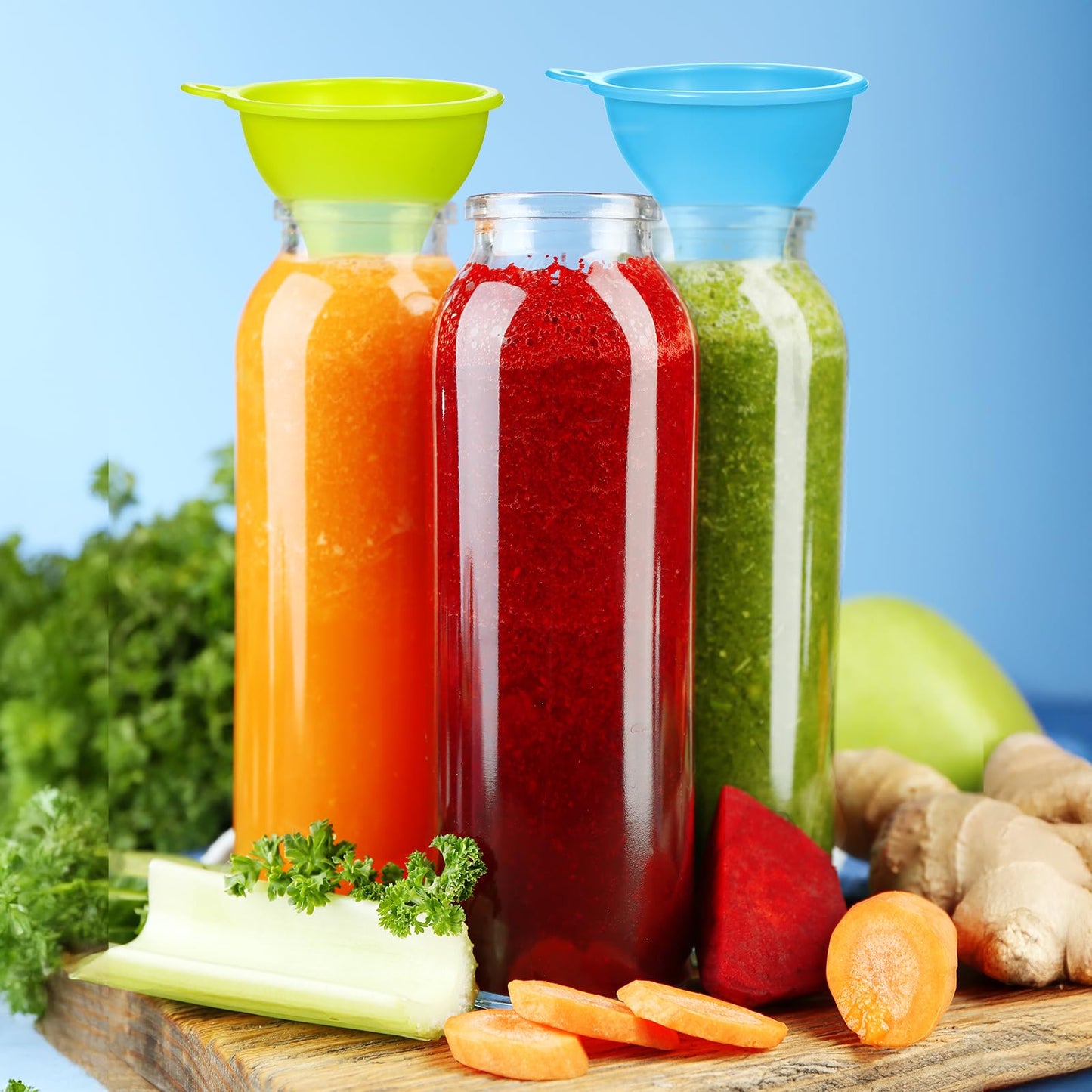 Silicone Funnels, 4 Pieces Wide Mouth Funnel Flexible Condiment Sauce Canning Set Flexible Kitchen Funnel for Home Restaurant Squeeze Bottles Jars Cans, Spice Filling Bottles Liquid Oil, 3 x 1 Inch