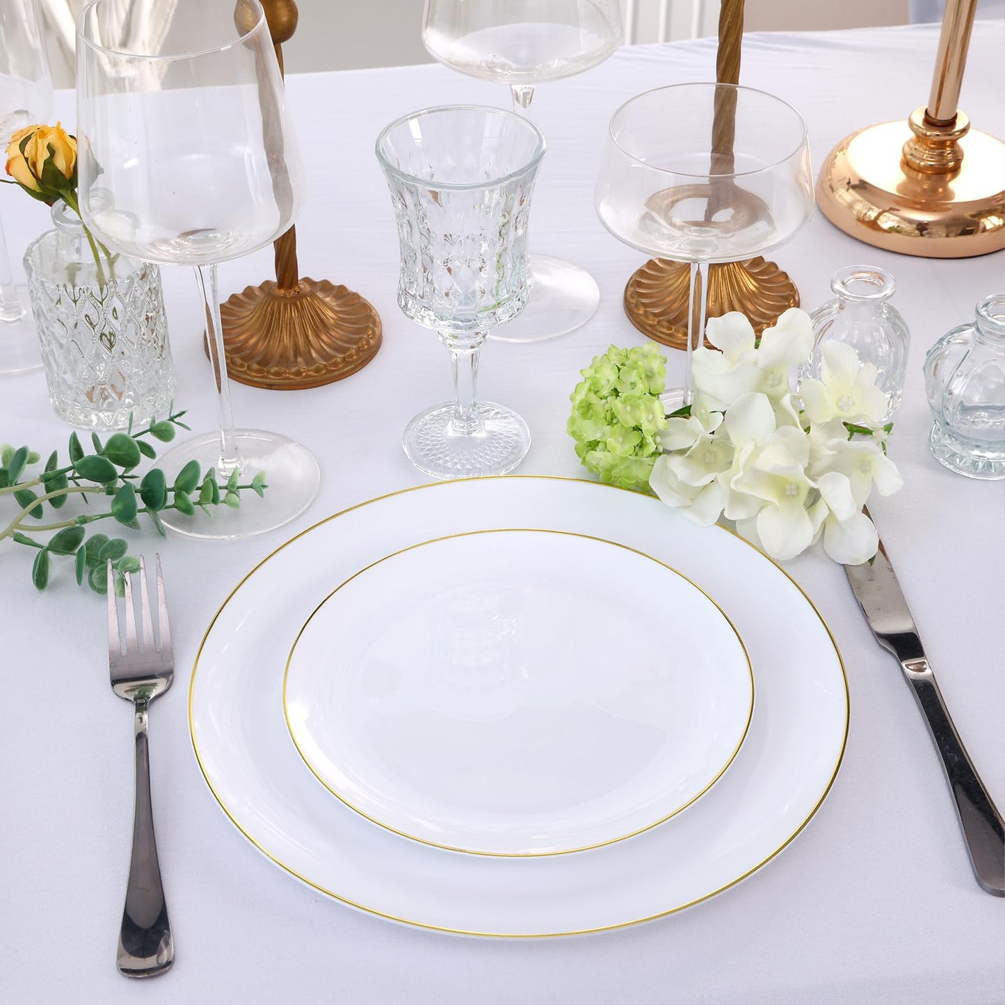 Moretoes 100PCS White Gold Plastic Plates Disposable,Party Plates White with Gold Rim, 10.25inch Dinner Plates and 7.5inch Dessert Salad Plates Heavy Duty Plates for Wedding Party and Birthday