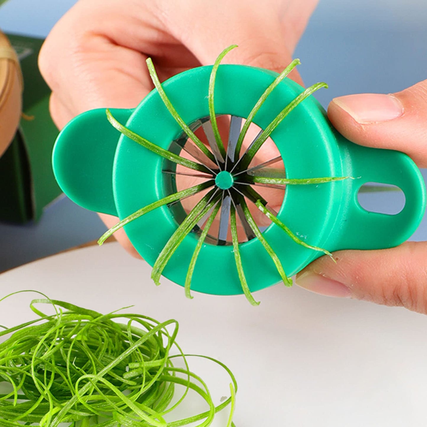 HENWAFX Kitchen green onion shredder,Green Onion cutter ，12 Blade Design，green onion slicer tool（2Pcs)