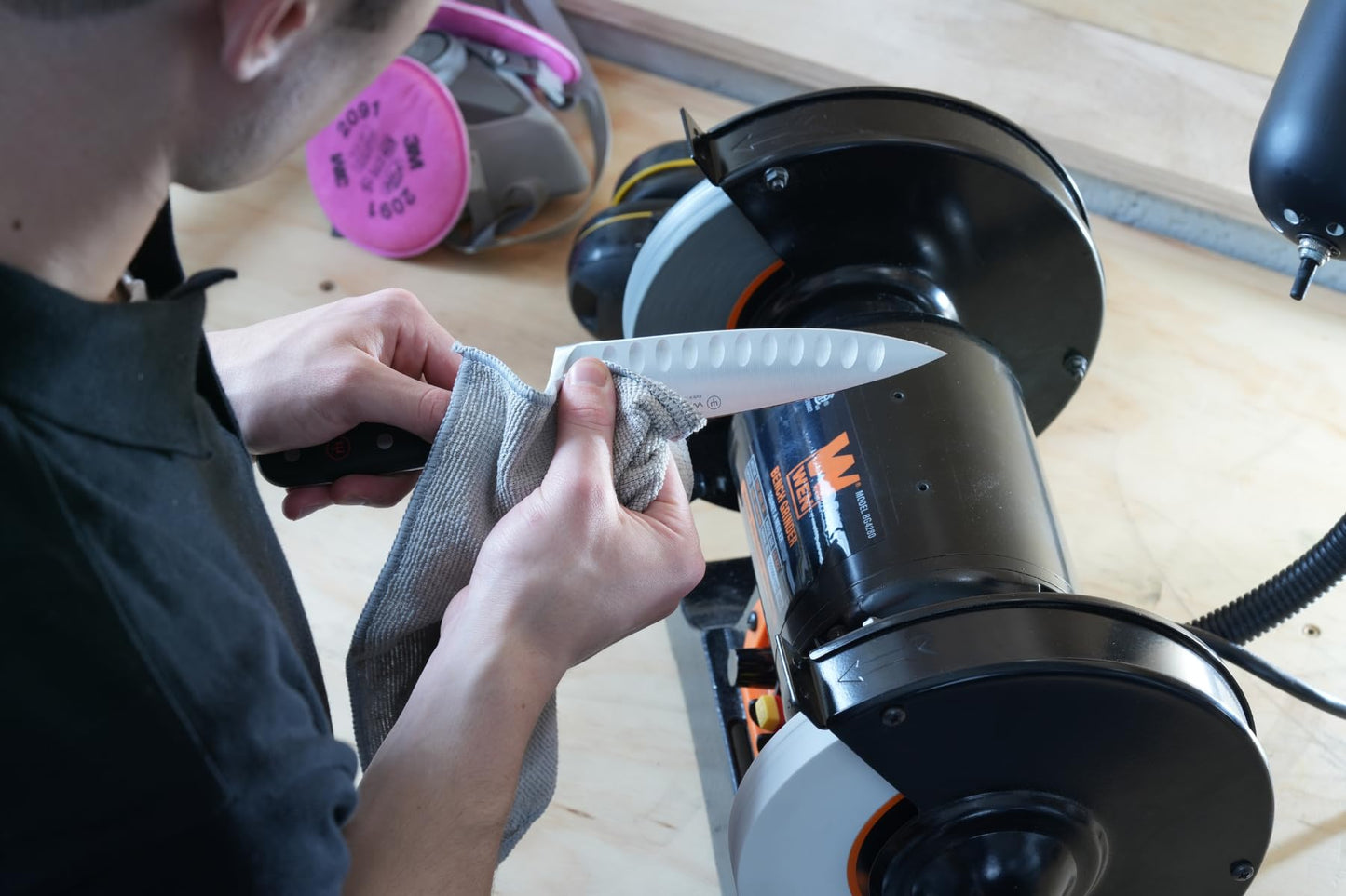 Knife Sharpening Service by Mail, Professional Blade Repair, Razor-Sharp Results, Insured and Trackable Shipping, Sharpen Up 365 Kit Included (14 Knives)