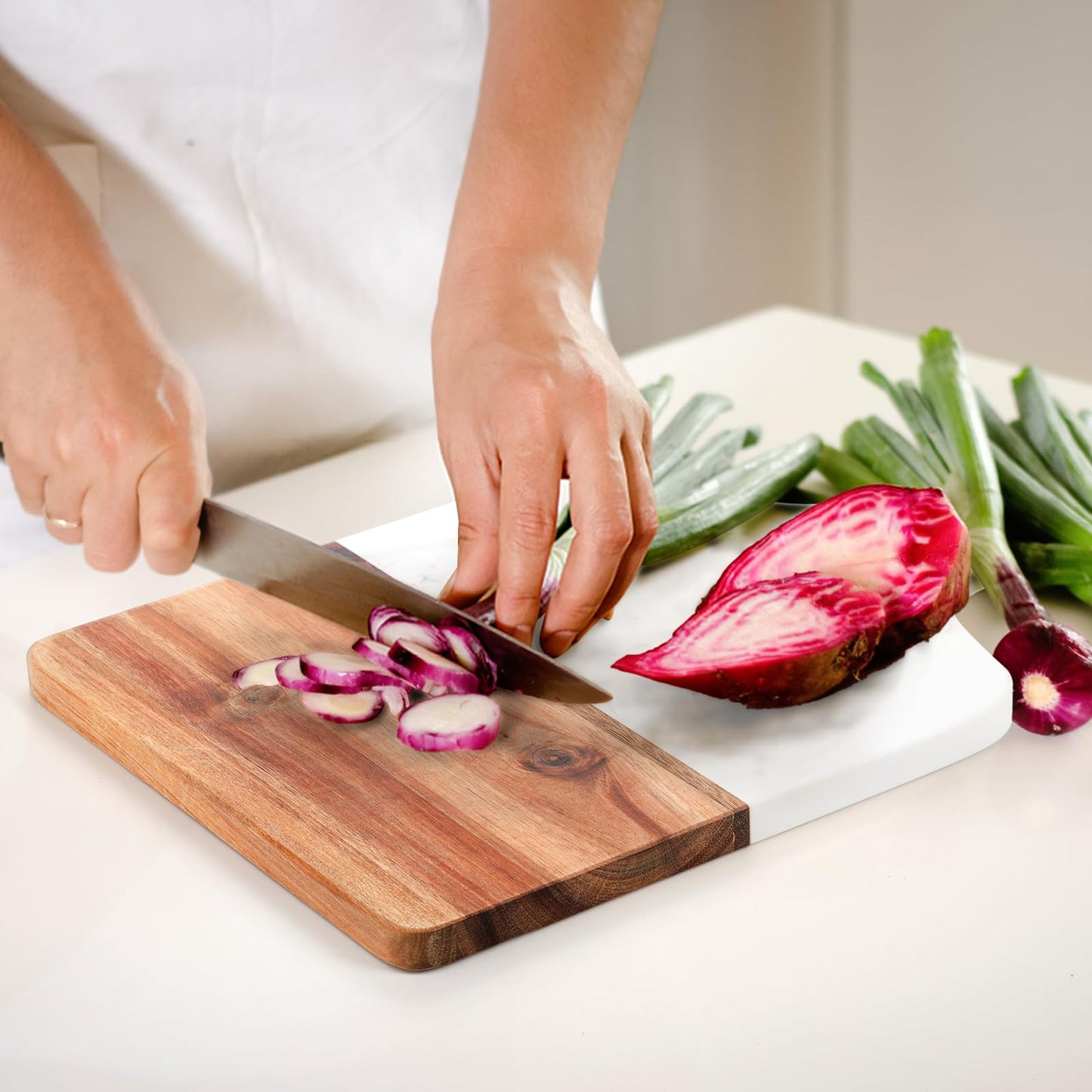 Coloch Marble and Acacia Wood Cutting Board, Charcuterie Chopping Board with Handle, Decorative Serving Board for Cheese, Steak, Bread, Fruit (white)