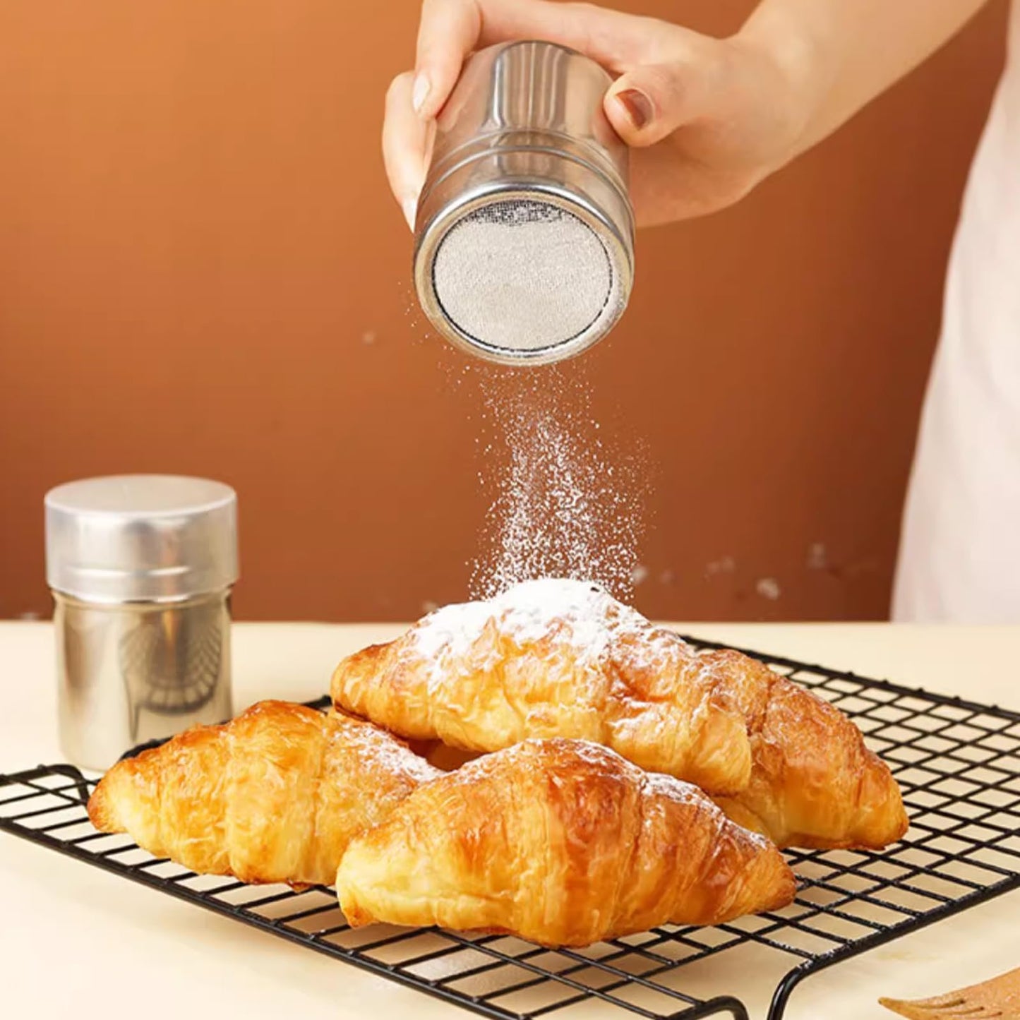 4 in1 Flour Sifter Stainless Steel, 5 Cup Flour Sifter for Baking, Sifter for Baking with Powdered Sugar Duster Set, Flour Shaker Duster for Baking Cakes, Pies, Pastries, Desserts and Cupcakes