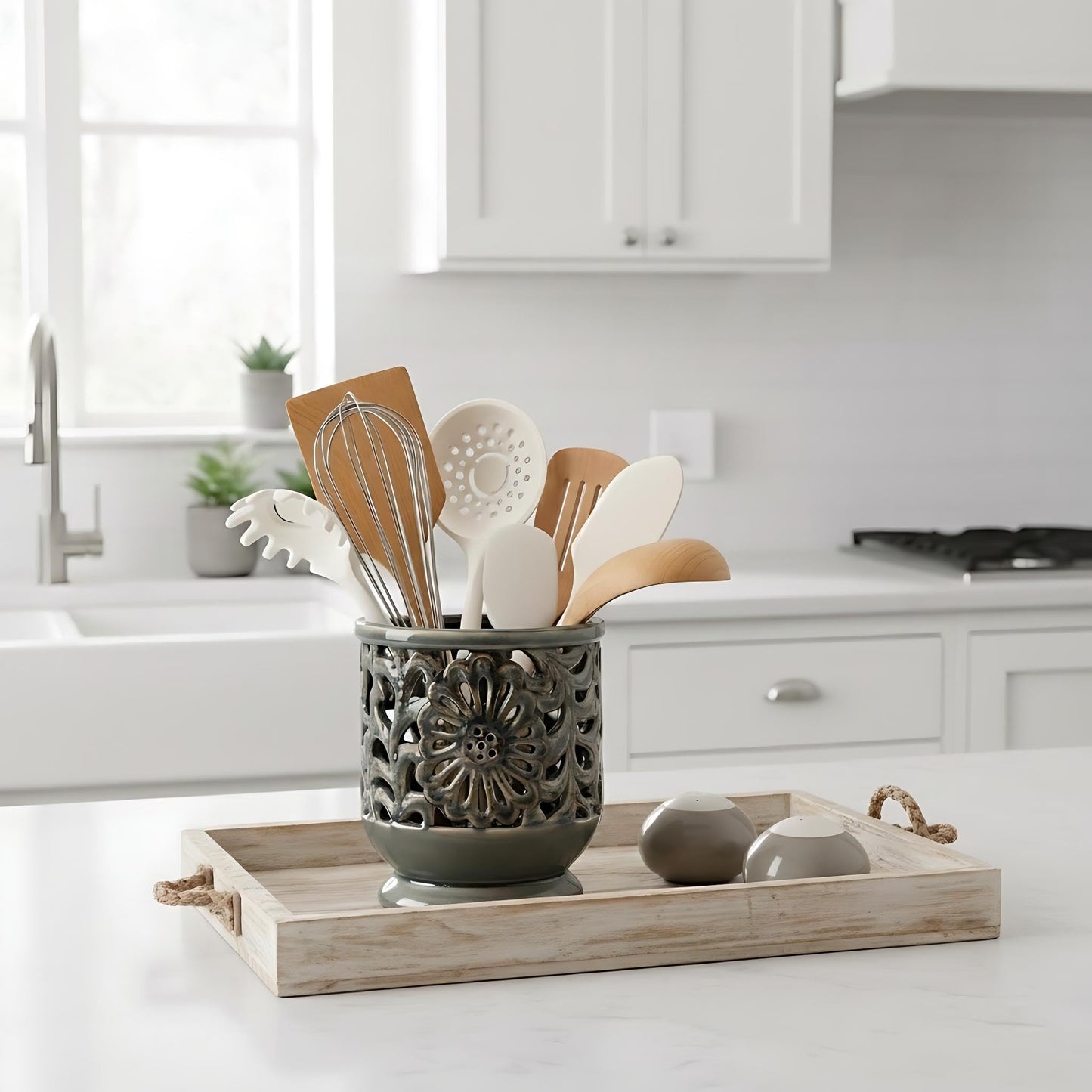 JH JIEMEI HOME Farmhouse Kitchen Utensil Holder for Countertop, Ceramic Large Cooking Utensil Crock with Cork Mat, Decorative Rustic Utensil Holder for Kitchen Counter, Hollow Carving Flower, Gray