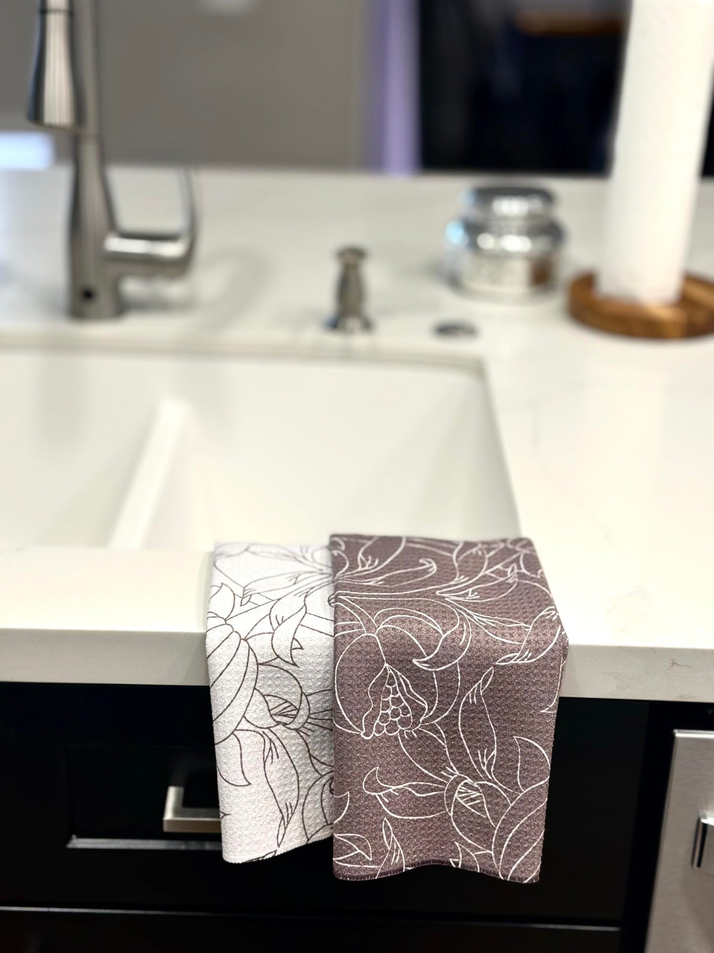 Trig Kitchen Towel. Tea Towel. Dish Cloth. Double Sided Design. Quick Dry Waffle Weave Microfiber. Highly Absorbent. Designer Prints. Modern. 2 Pack. Nora.