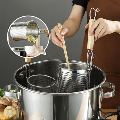 2 Pieces Pasta Strainer, Stainless Steel Mesh Spider Strainer, Basket Fine Mesh Spider Basket with Wooden Handle Good For Boiling Food Spaghetti Dumpling
