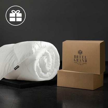 Hotel Grand Luxury White Goose Down Comforter - King Size 106x90 Inch | Fluffy All-Season Bedding with 8 Corner Loops