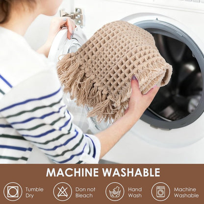 CozeForm Waffle Bath Mat, Super Absorbent Waffle Bathroom Rug with Tassels, Non Slip Bath Mats for Bathroom Floor, Ultra Soft Boho Bath Mat, Quick Dry Shower Mat, Machine Washable, 18"×30", Khaki