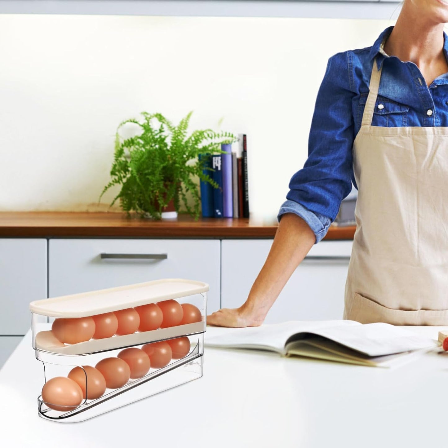 PRETYZOOM Automatic Rolling Egg Holder for Fridge, Home Egg Dispensing Organizer Refrigerator