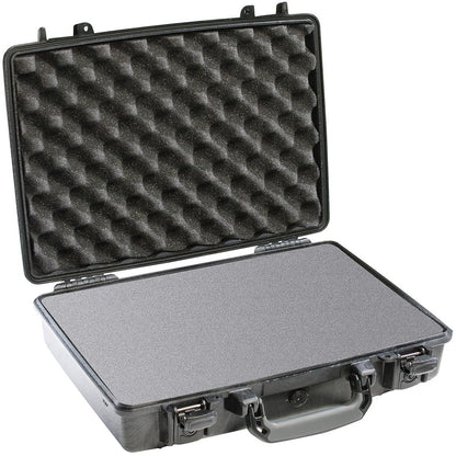 Pelican 1490 Case With Foam (Black)