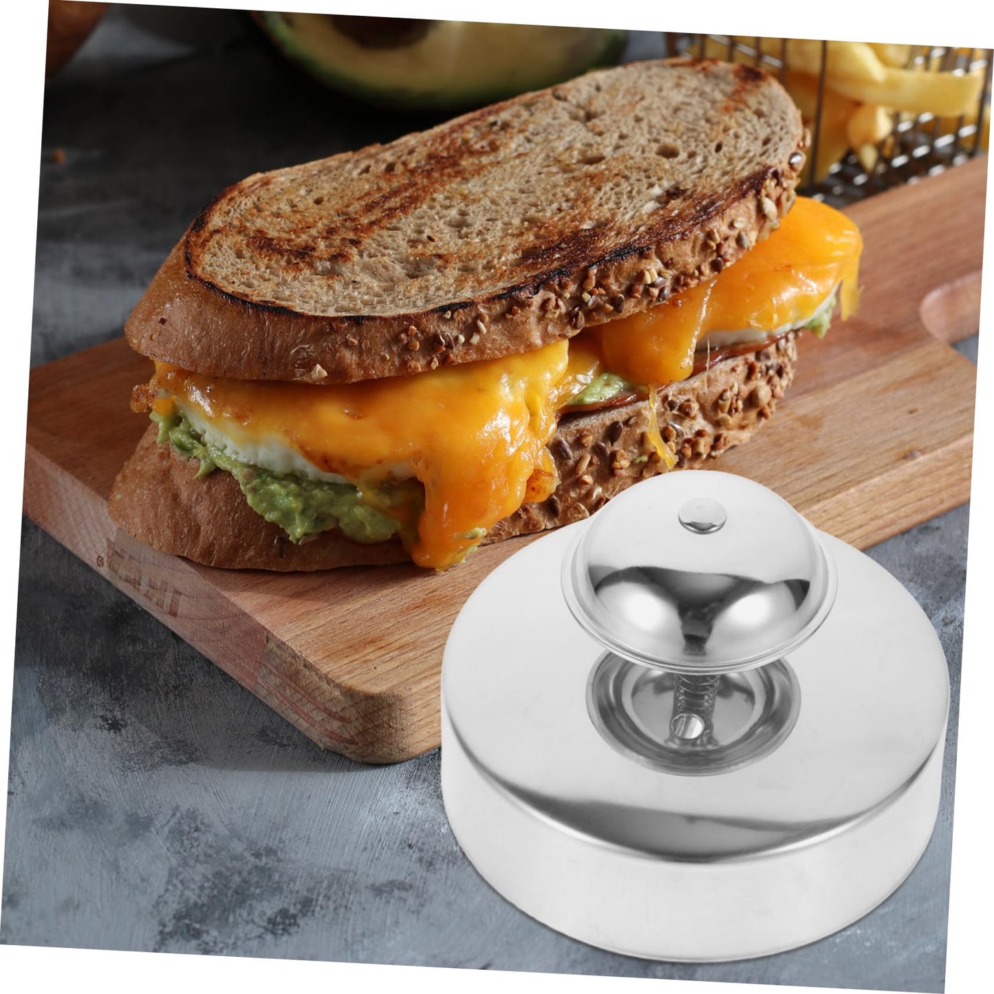 Hoement Sandwich Cutter and Sealer Mold 3.54 Inch Reusable Non-Stick Bread Press Tool for Diy Sandwiches Home Kitchen Bakery Use