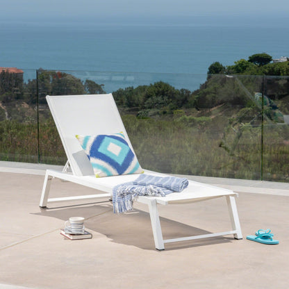 Chaise Lounge