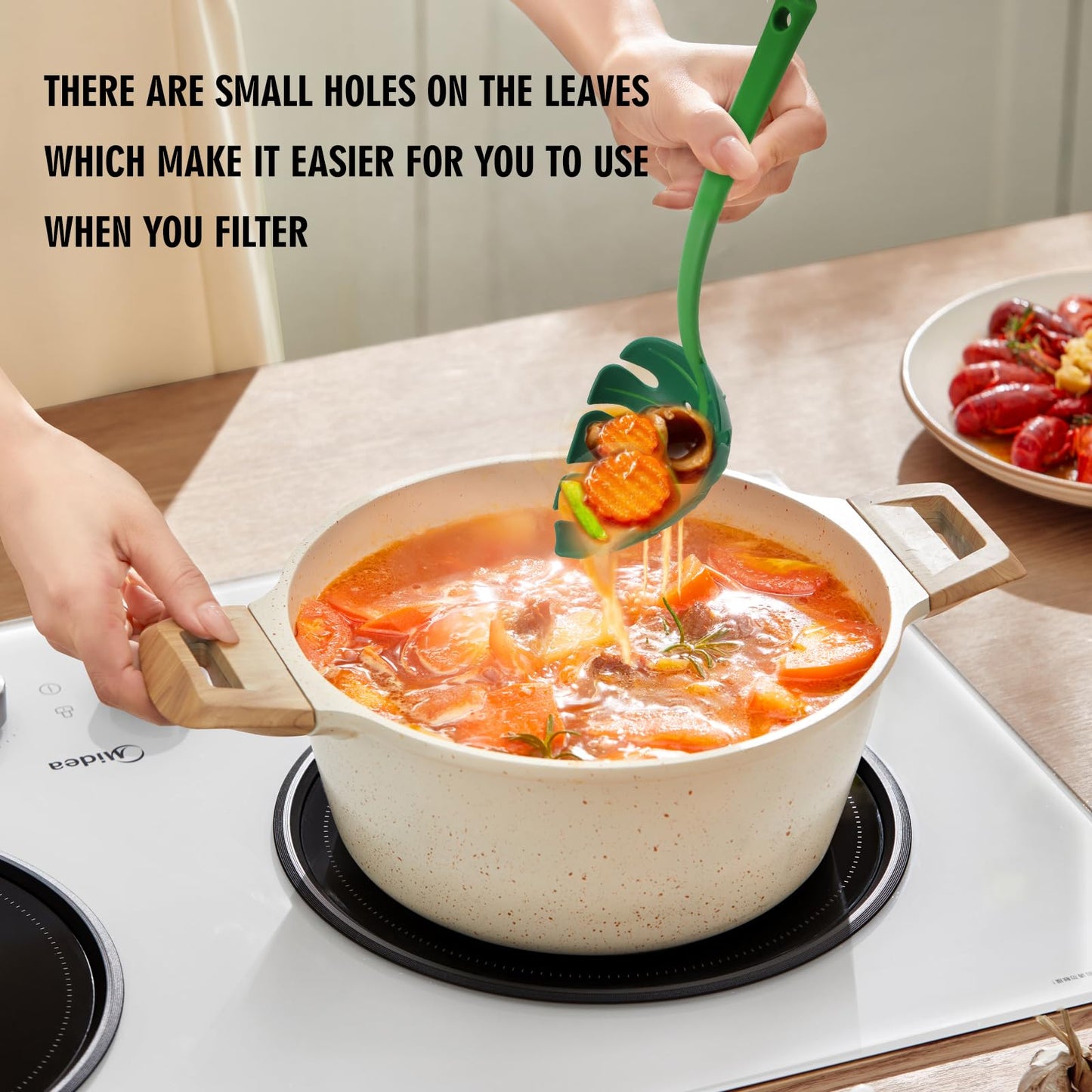 ZYROA Green Leaf Kitchen Spoon, Turtle Back Design for Noodles and Vegetables, Nonstick Cooking Utensil with Drainage Hole, 3 Pack