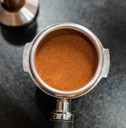 Juan Valdez Huila Whole Bean Coffee | 100% Colombian Coffee | Single Origin with Notes of Ripe Orange & Caramel | 16 oz / 454 gr