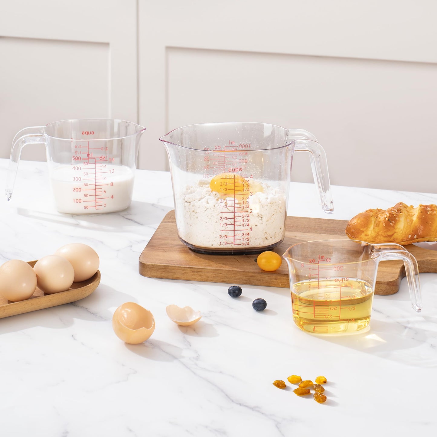 3-Piece Nesting Liquid Measuring Cups Set, Clear Plastic Measuring Jugs with Spout and Multiple Measurement Scales, 1 Cup, 2 Cup, 4 Cup for Baking and Cooking