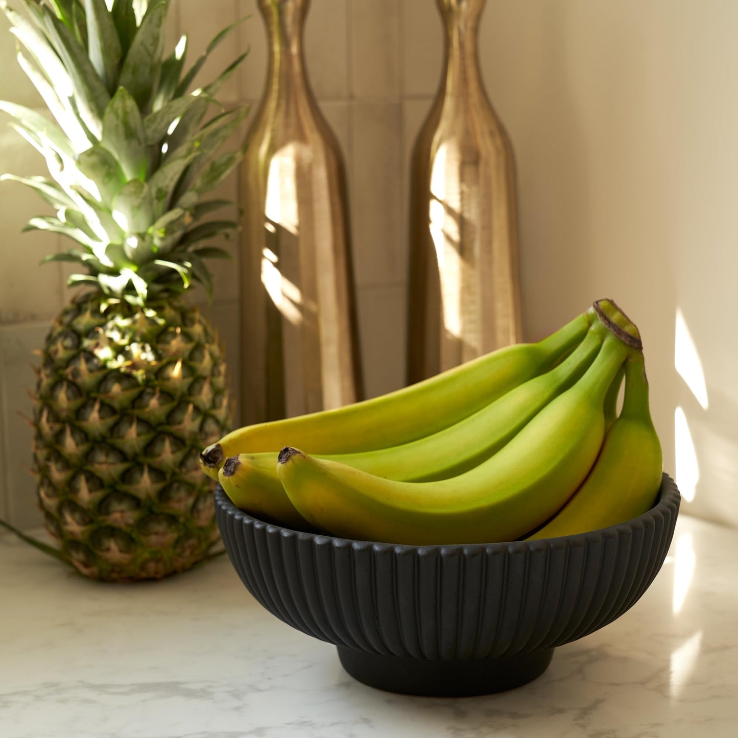 Decorative Concrete Fruit Bowl For Kitchen Counter Or Table Decor – Premium Quality Large Key Bowl Elevates Your Modern/Farmhouse Home Decoration, Showcasing Fruit or Seasonal Centerpieces in Style