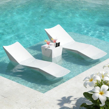 FHVIT in Pool Lounge Chair, Ergonomic Pool Lounger with Weight Box, Fade-Resistant Weatherproof Pool Chairs, Beach Chairs for Sun Shelf, Beach, in Pool & Outdoor Patio White