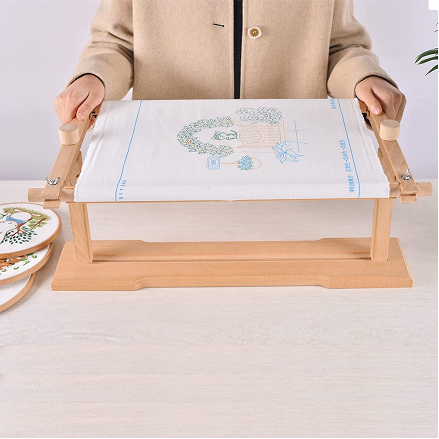 Rotated Embroidery Frame Stand, Adjustable Cross Stitch Scroll Frame, Beech Wood Quilt Frame Needlepoint Holder Floor Table Lap Stand for Stitching Sewing Craft