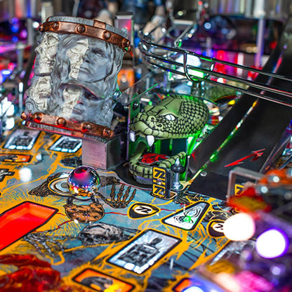 Stern Pinball Metallica Remastered, Premium Edition Arcade Pinball Machine
