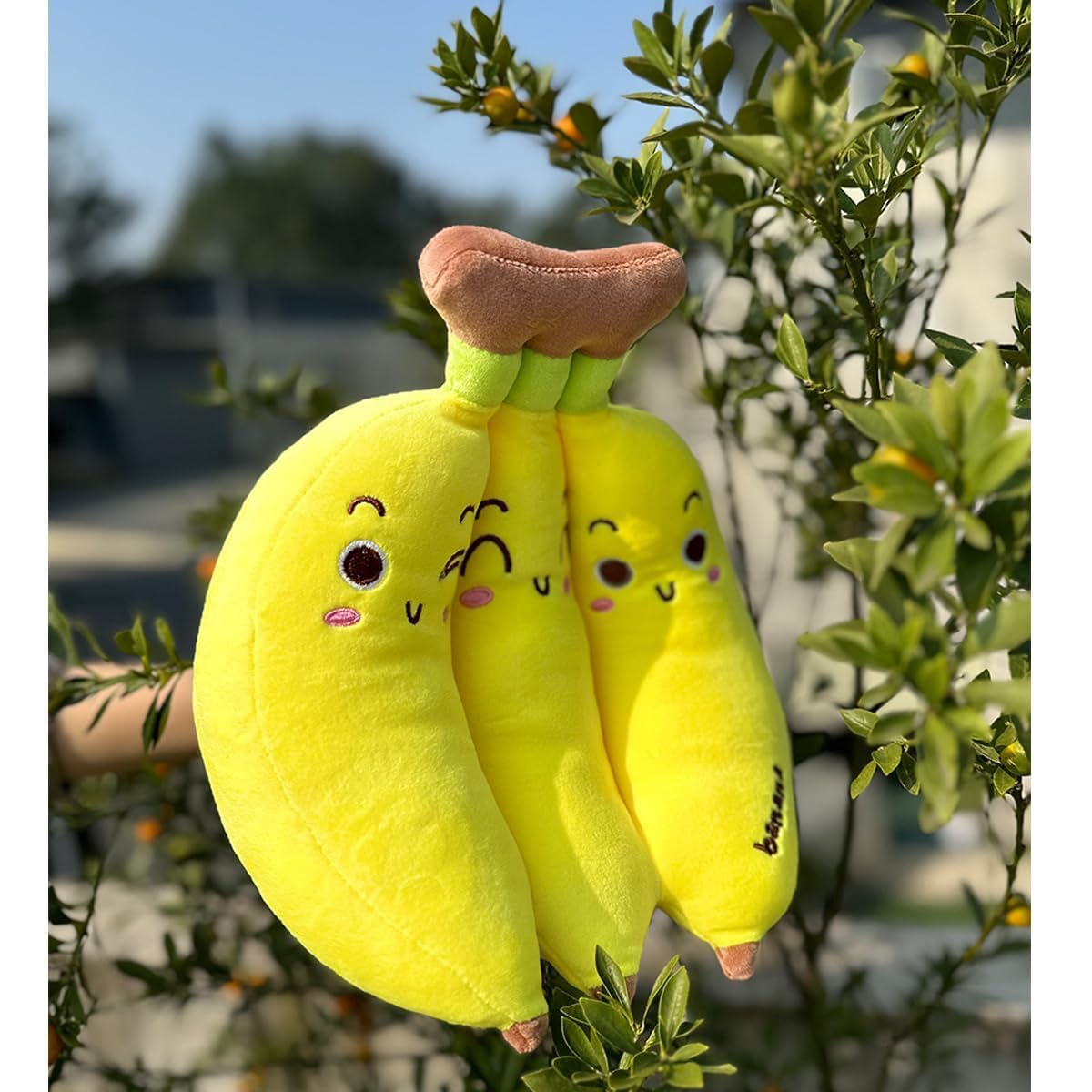 Hofun4U Banana Plush Pillow, A Bunch of Bananas Plush Stuffed Toy, Fruit Plushie Banana Hugging Pillow, Gift for Birthday, Valentine, Christmas (Yellow,17 inch)