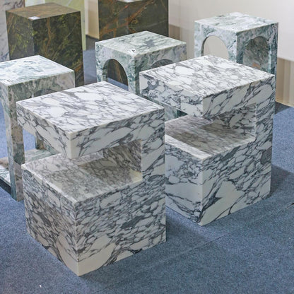 Natural Marble C-Shaped End Table, Luxurious Handmade Coffee Table Suitable for for Living Room Bedroom Bathroom Small Spaces, No Installation Marble Sofa Table for Modern Home Decor
