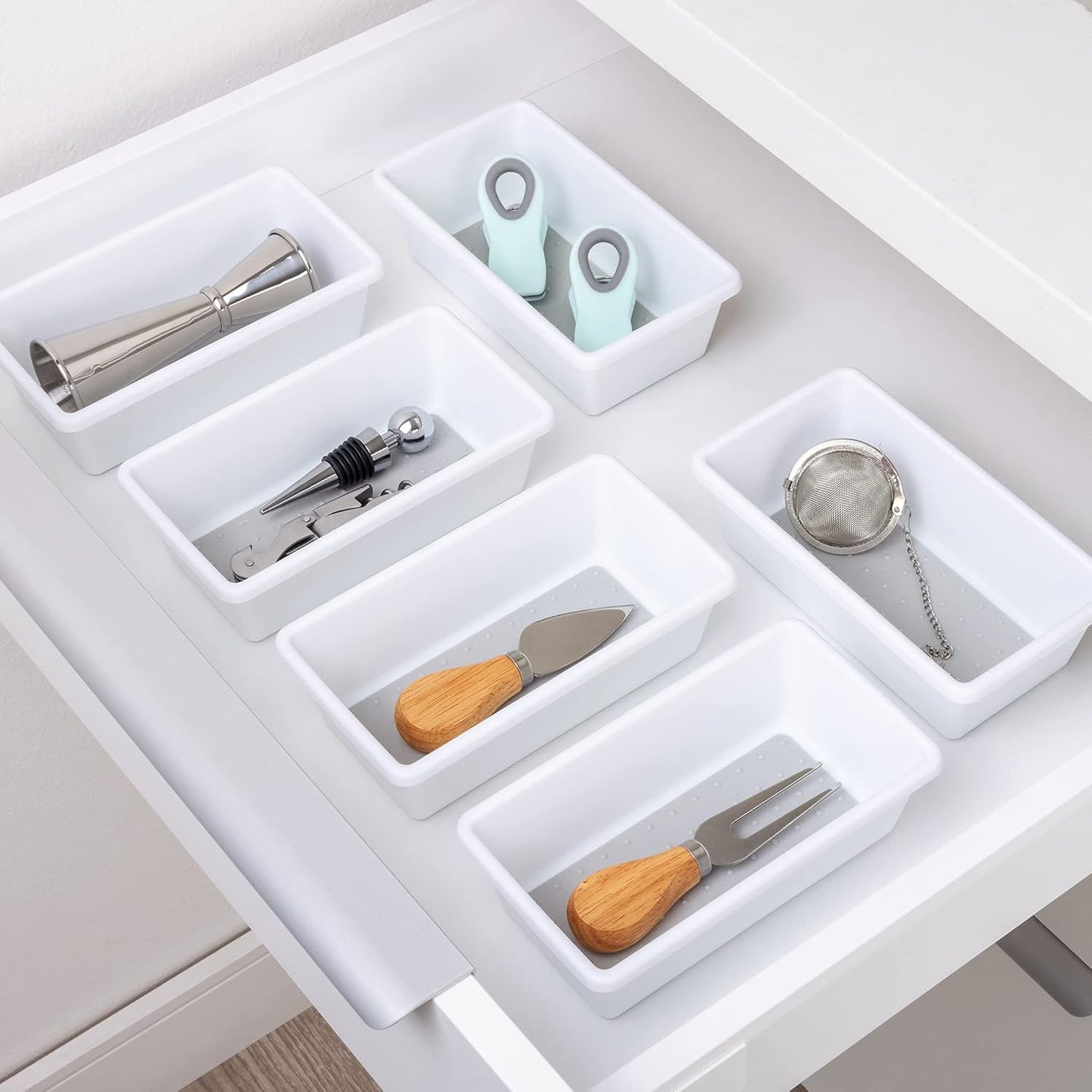 Smart Design Plastic Drawer Organizer Set of 3 - 6.75 x 3.75 Inch, Non-Slip Lining and Feet, BPA Free, White with Gray