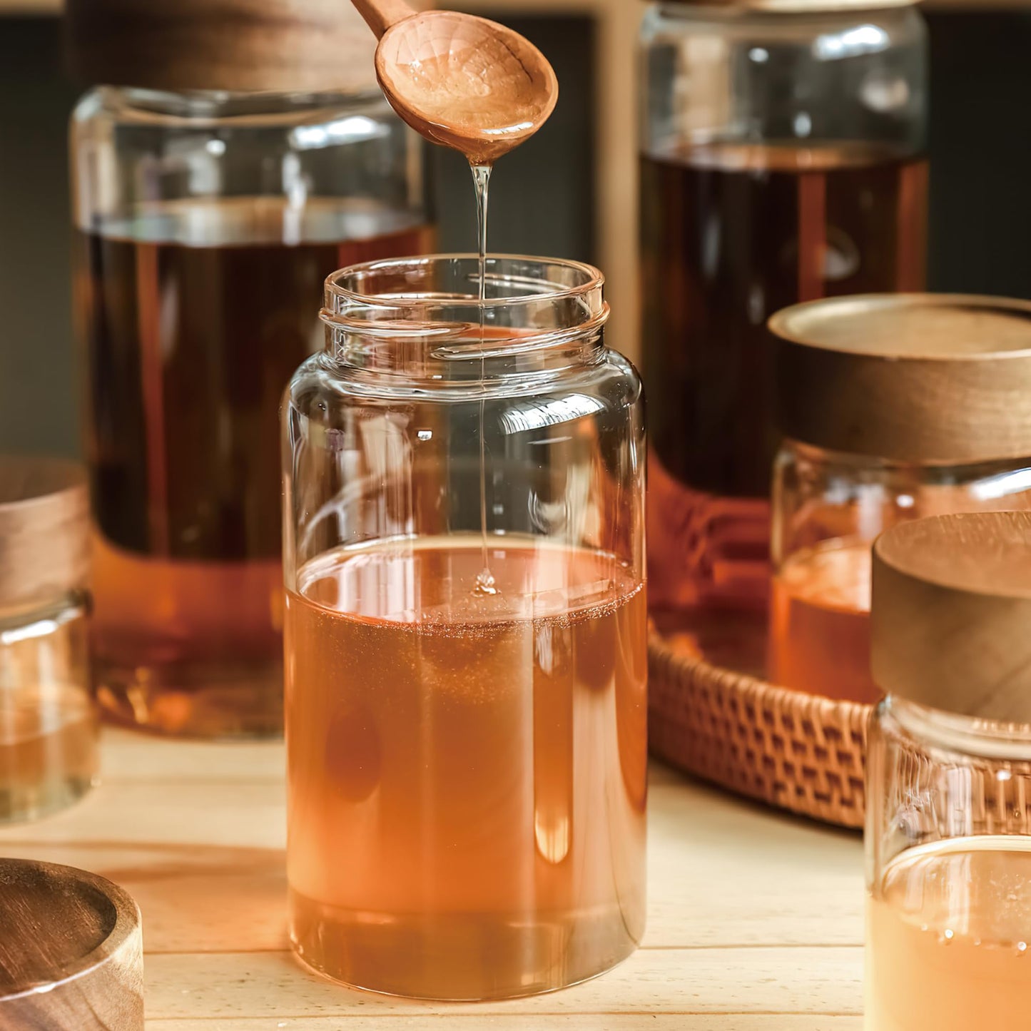 MOLADRI 28 fl oz/850 ml Clear Glass Storage Canister with Airtight Wooden Screw Lid, Medium Cute Decorative Glass Container Jar for Coffee,Candy,Salt,Cookie,Condiment,Pepper,Sugar,Overnight Oatmeal