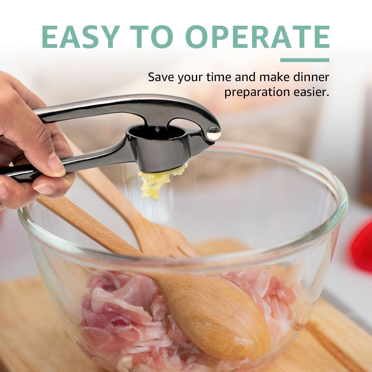 Garlic Press Crusher & Mincer – Easy Squeeze Ergonomic Handle, Heavy Duty Zinc Alloy, Dishwasher Safe, Includes Peeler & Cleaning Brush – Garlic Ginger Crusher Tool (Black)
