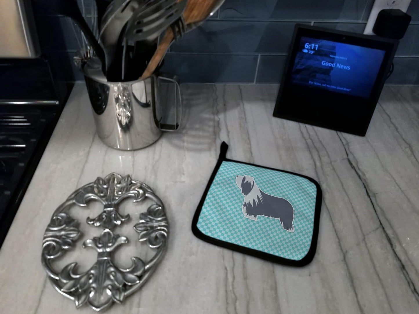 Caroline's Treasures BB3717PTHD Bearded Collie Checkerboard Blue Pot Holders, Kitchen Heat Resistant, 7 1/2 x 7 1/2