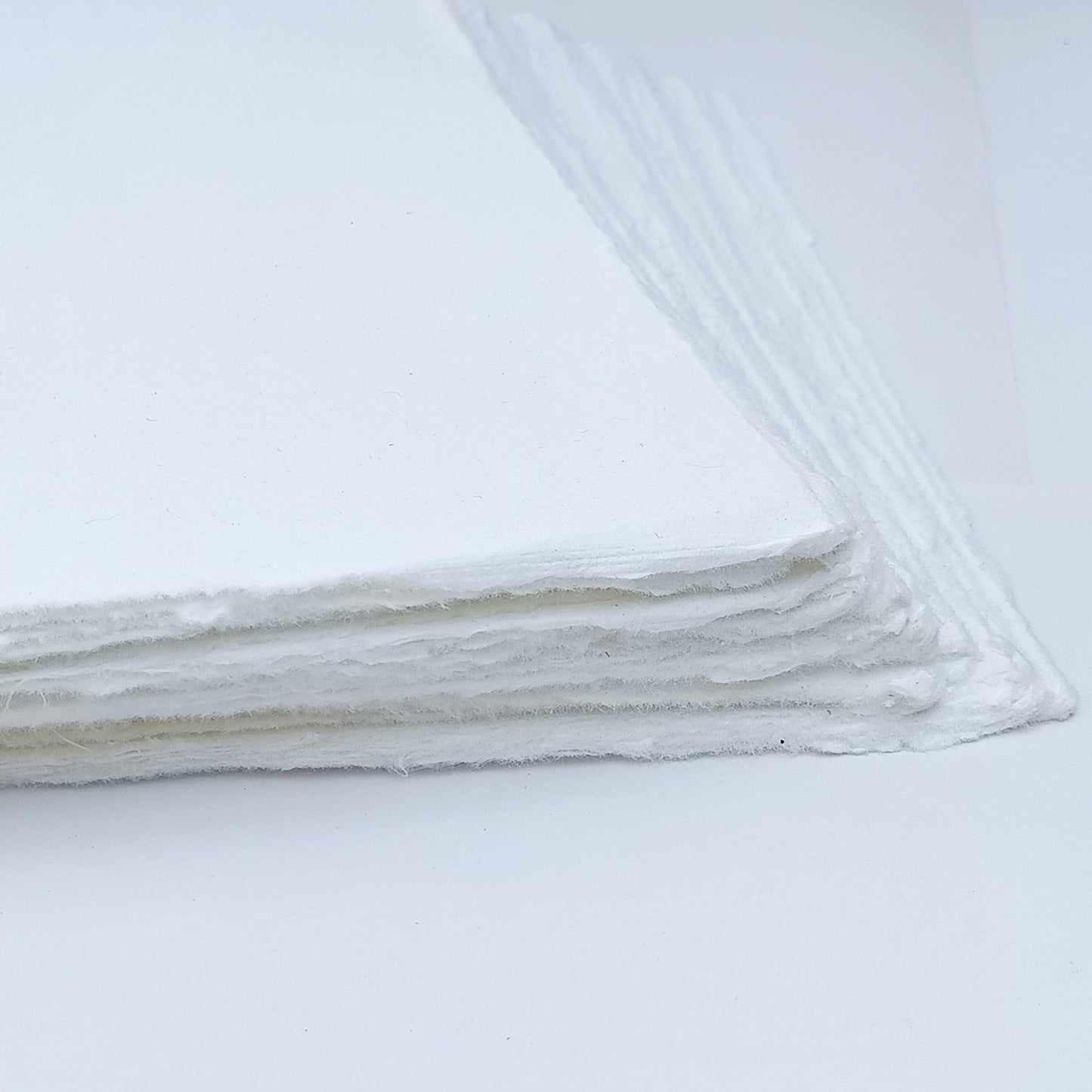 E-Tailor Handmade Cotton Paper Deckle Edge Loose Leaf Sheets 130 GSM Ivory White (5x7, Ivory-1-Pack of 50)