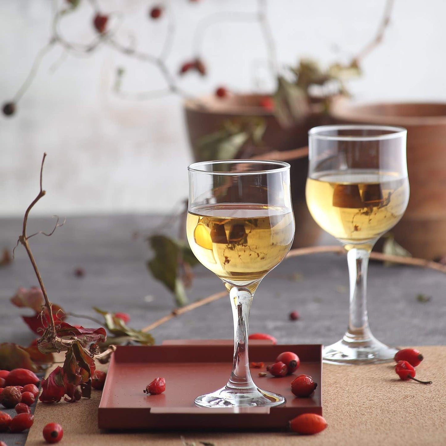 LAV Small Premium Wine Glasses Set of 6 - Clear 8 Oz White Wine Glasses, Tulip Shape Short Stem for Dinner Tables and