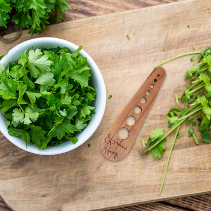 Pottery Herb Stripper Ceramic Herb Stripper Herb Stripping Tool Vegetable Leaf Remover 8 Different Apertures Suitable for Herbs Chef Gifts Cooking Housewives (Wooden) (Caramel)