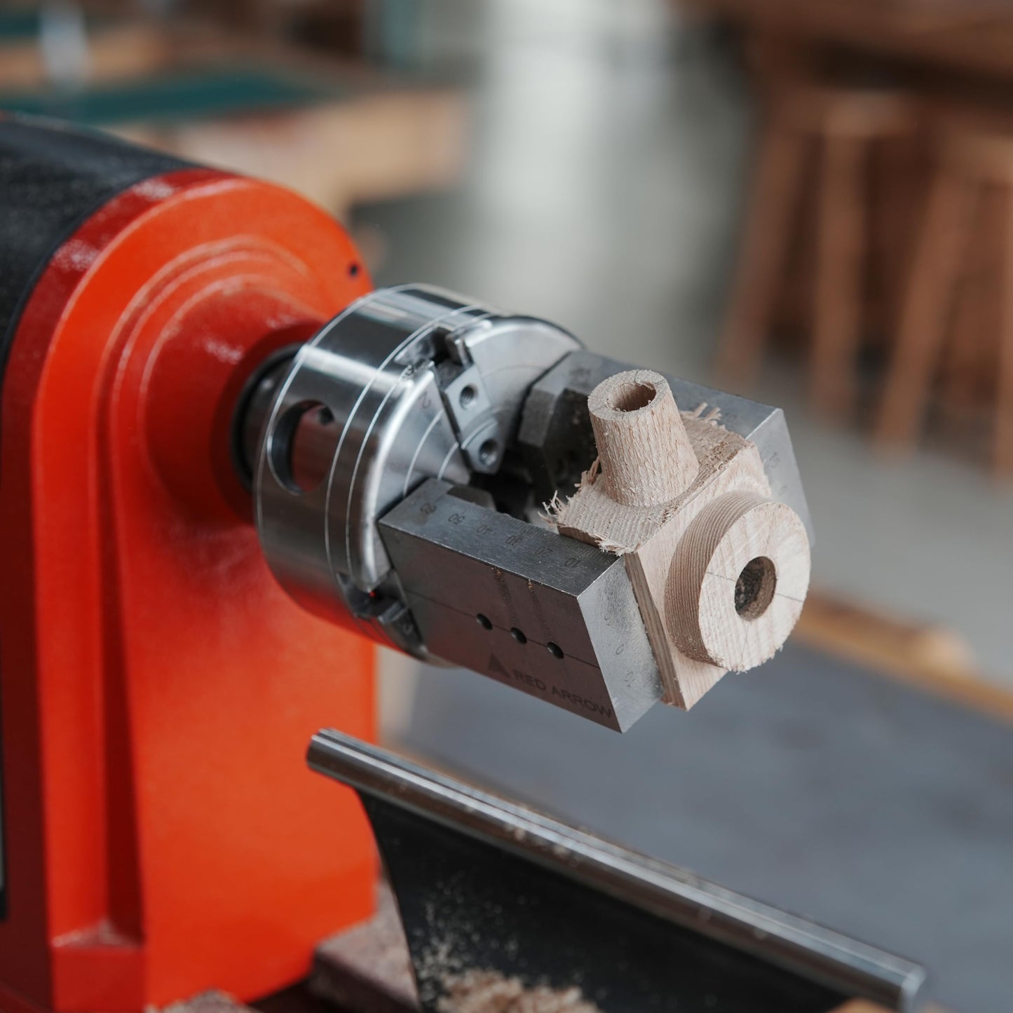 BMWOOD NCK SERIES YD6540 Quick-Change Jaws for Woodturning Lathe for Making Pipe and Spoons.