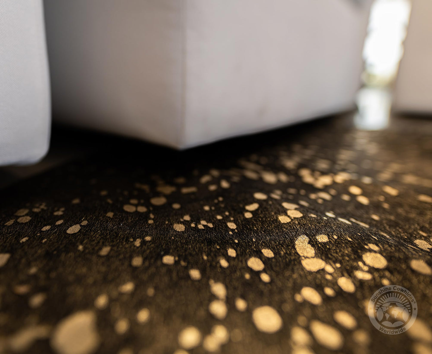 Sunshine Cowhides 100% Genuine Metallic Gold on Dyed Black Cowhide Rug - Modern Style Brazilian Animal Skin Rug & Floor Carpet for Living Room, Bedroom, Kitchen & More - Large (6x7-8ft)
