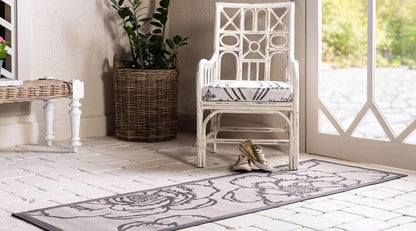Unique Loom Outdoor Botanical Collection Area Rug - Rose, Gray/Silver (2' x 6' 1" Runner)