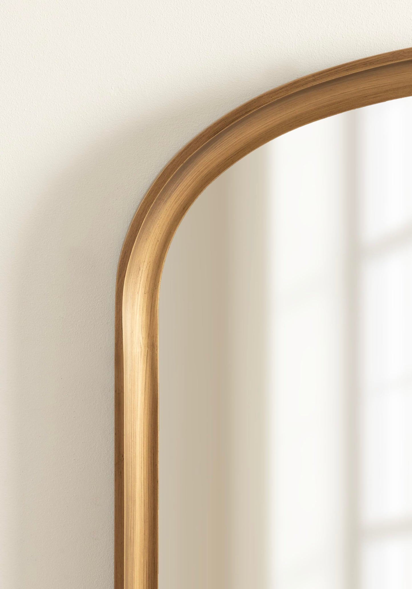 Kate and Laurel Hatherleigh Modern Arched Wooden Wall Mirror, 34 x 28, Gold, Decorative Wood Basket Arch Mirror for Use as Vanity Bathroom Accent or Living Room Mantel Decor