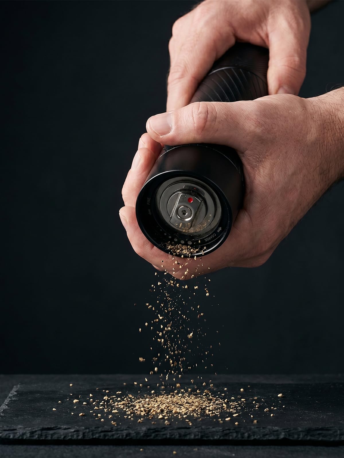 Pepper Grinder, Homnoble Professional Grade Pepper Grinder, Heavy Duty Pepper Mill, Refillable Aluminum Manual Pepper Mill with Adjustable Coarseness and Stainless Steel Blade